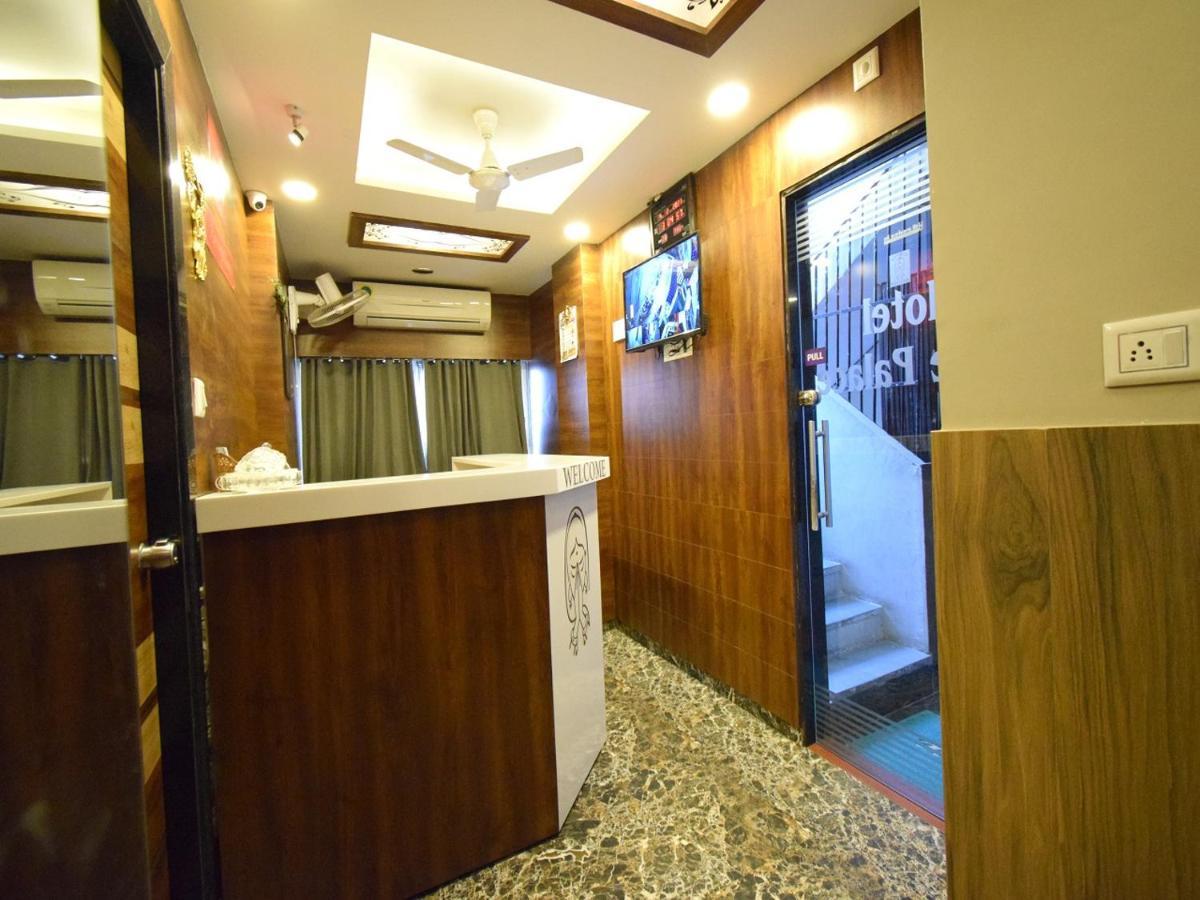 Hotel Lake Palace Ahmedabad Ngoại thất bức ảnh